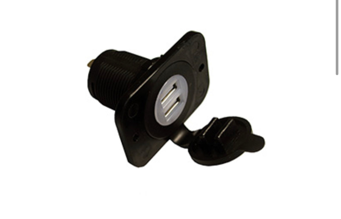 12-24V DUAL USB SOCKET COMBO PACK