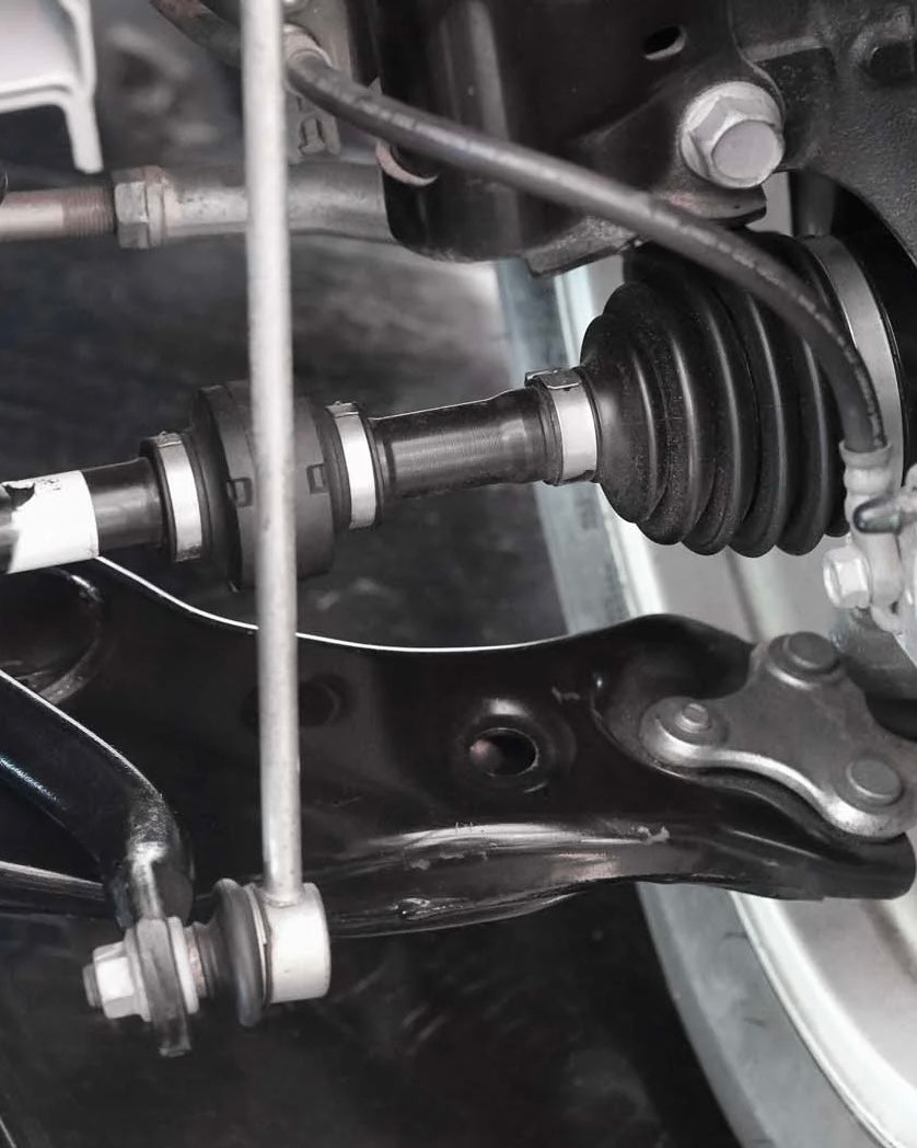 Control arm and axel